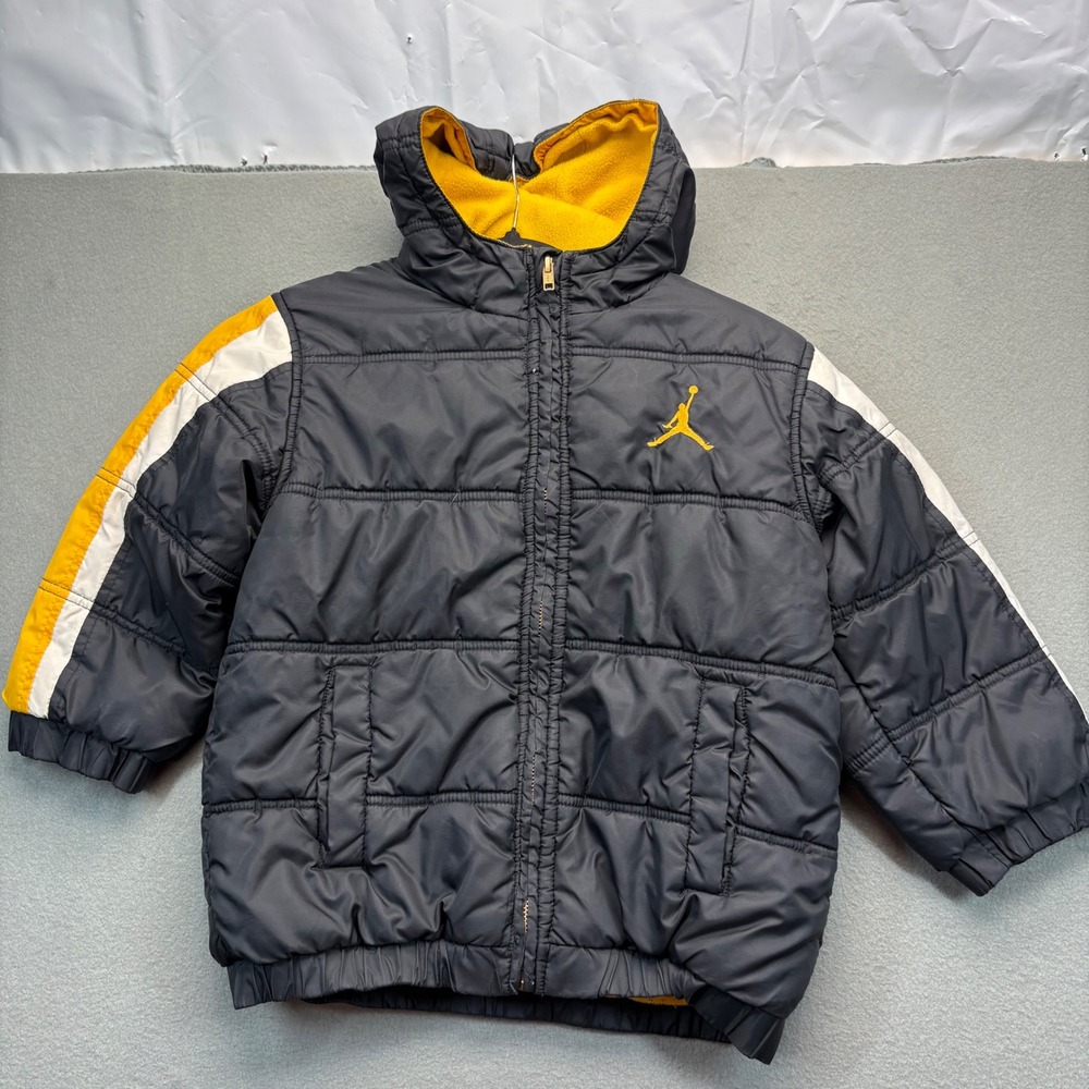 Jordan kids puffer jacket fleece lined hooded nylon black yellow size 6‎ coat